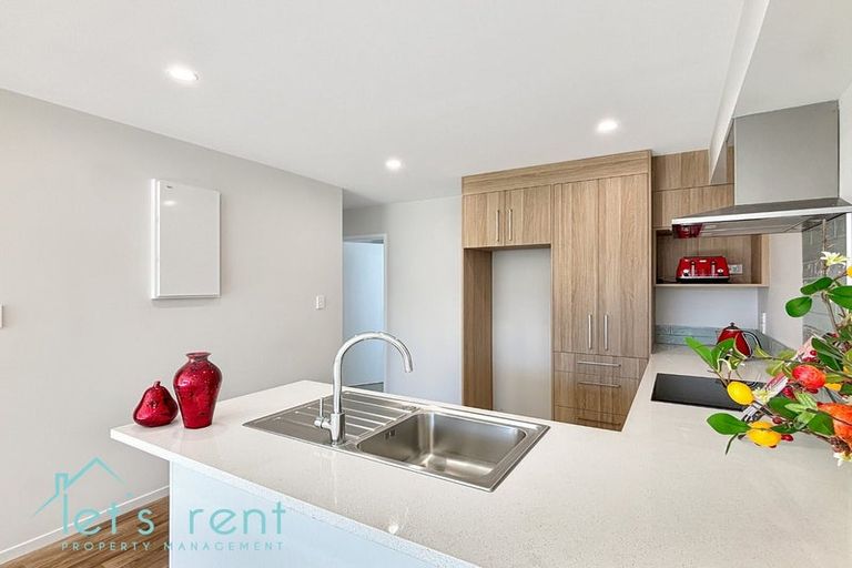 Photo of property in 61 Tima Lane, Mangere Bridge, Auckland, 2022