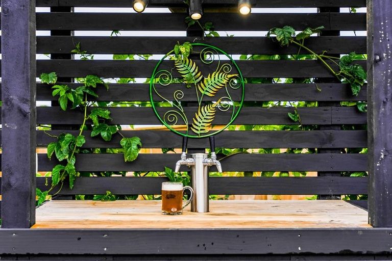 Photo of property in 3 Ruru Lane, Hurworth, New Plymouth, 4310