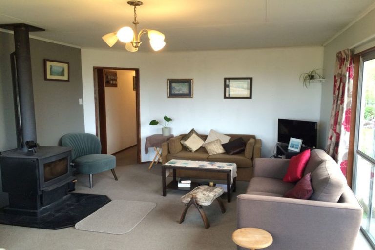 Photo of property in 86 Totara Island Road, Clifton, Balclutha, 9273