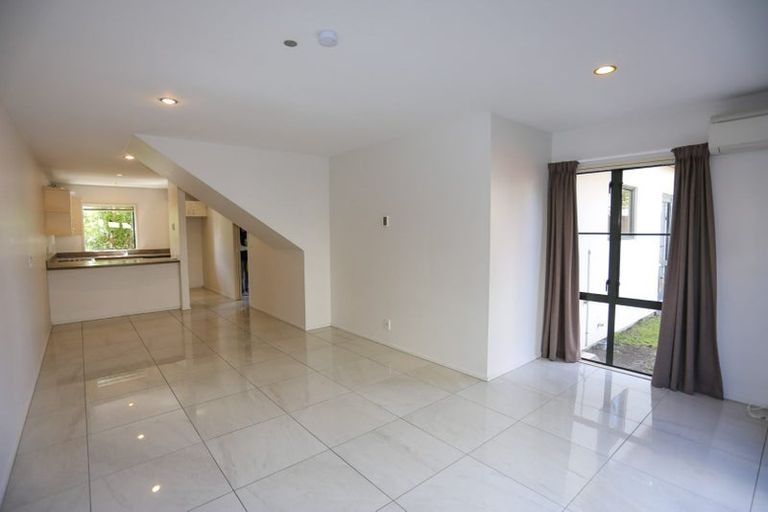 Photo of property in 4/21 Darvel Street, Riccarton, Christchurch, 8011