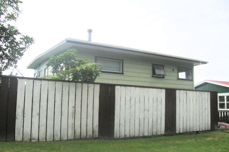 Photo of property in 60 Mulberry Street, Maungaraki, Lower Hutt, 5010