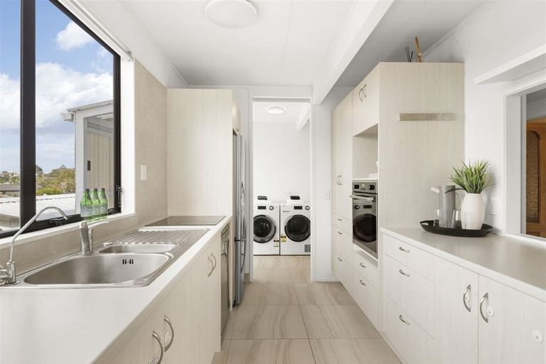 Photo of property in 29 Layton Road, Manly, Whangaparaoa, 0930