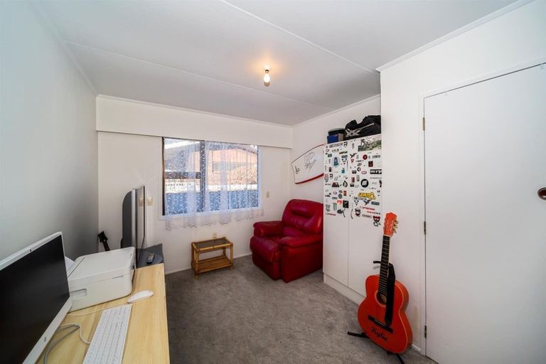 Photo of property in 73 Fantham Street, Hawera, 4610