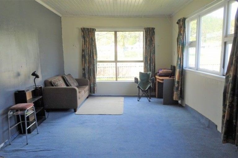 Photo of property in 4 Herald Street, Dobson, Greymouth, 7805