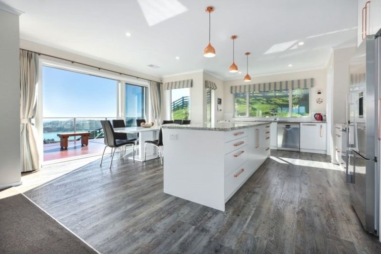 Photo of property in 7 Baxters Rise, Aotea, Porirua, 5024