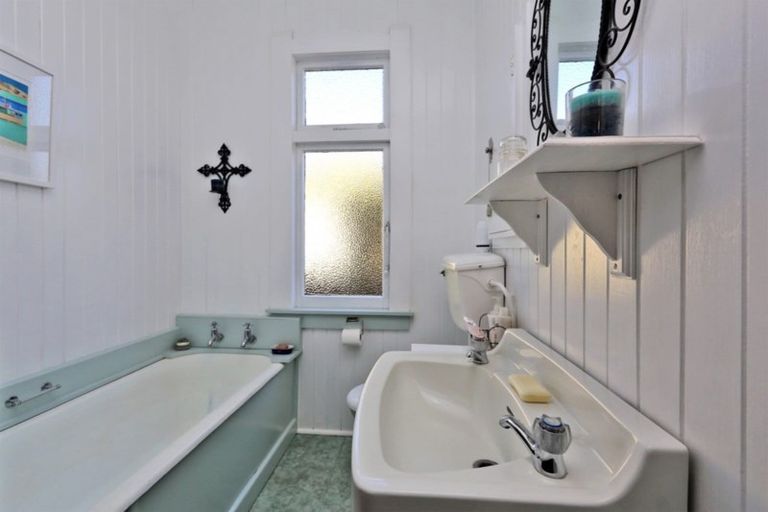 Photo of property in 603 Lascelles Street, Saint Leonards, Hastings, 4120