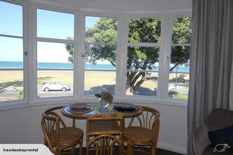 Photo of property in 4/541 Marine Parade, Napier South, Napier, 4110