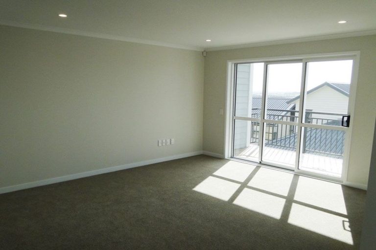 Photo of property in 92 Arrowsmith Drive, Flat Bush, Auckland, 2019