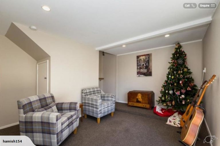 Photo of property in 31 Tauroa Road, Havelock North, 4130