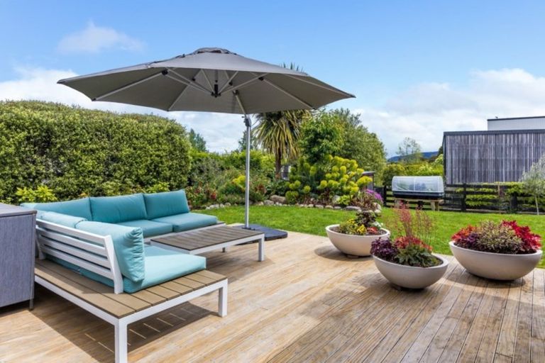 Photo of property in 62 Kenrigg Road, Kinloch, Taupo, 3377