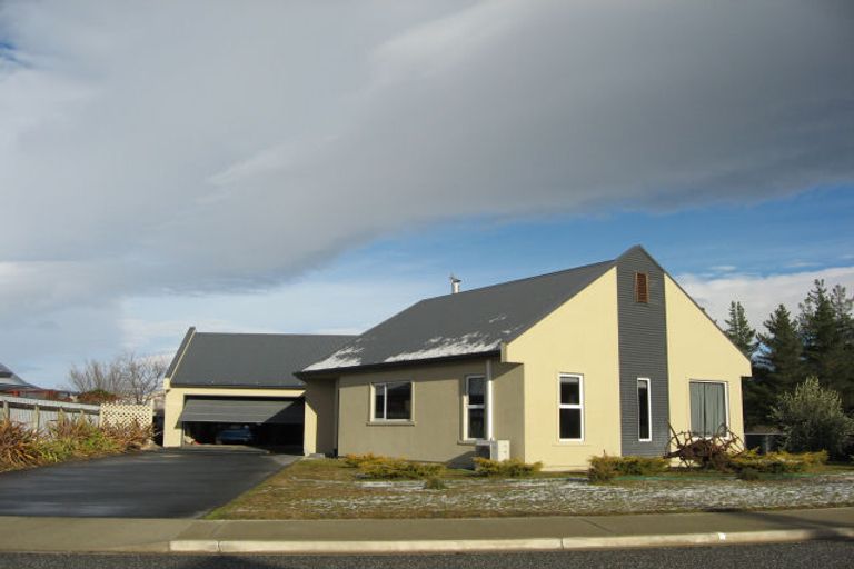 Photo of property in 11 Pines Road, Alexandra, 9320