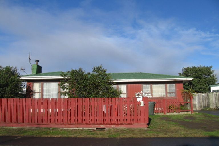 Photo of property in 13 Sunderland Drive, Flaxmere, Hastings, 4120