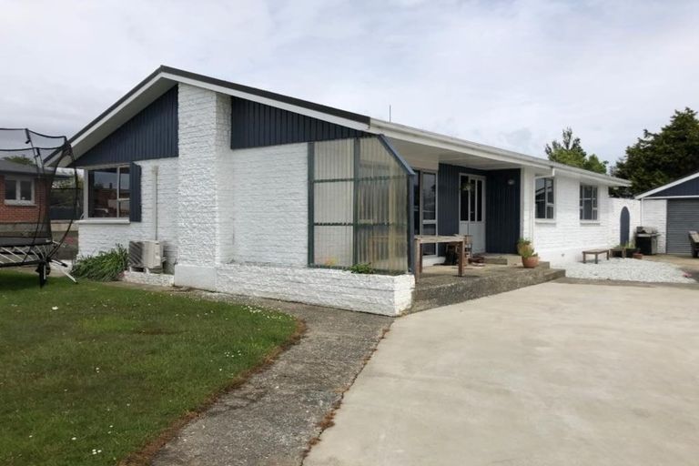 Photo of property in 17 Wye Street, Newfield, Invercargill, 9812