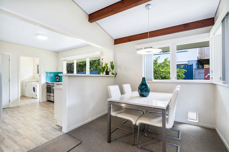 Photo of property in 21 Fairway Drive, Te Kamo, Whangarei, 0112