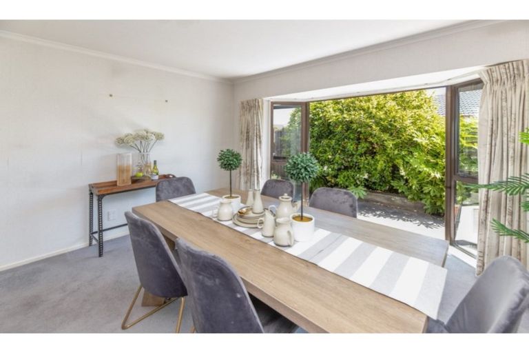 Photo of property in 61 Lowry Avenue, Redwood, Christchurch, 8051