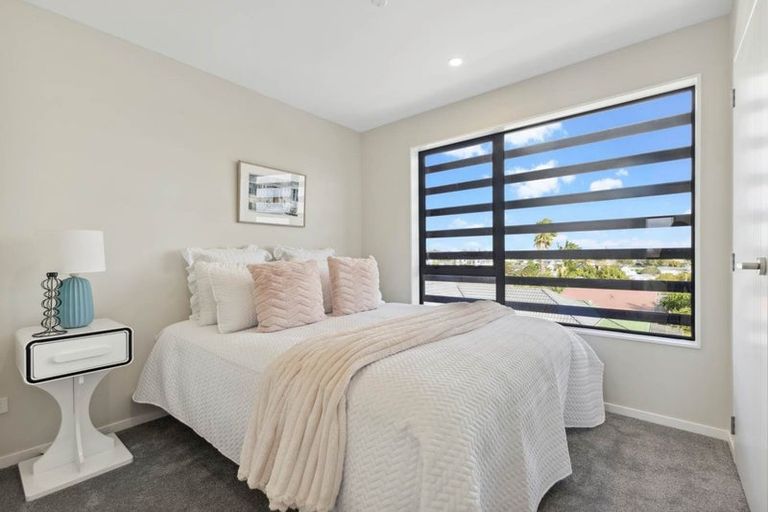 Photo of property in 24d Wayne Drive, Mangere, Auckland, 2022