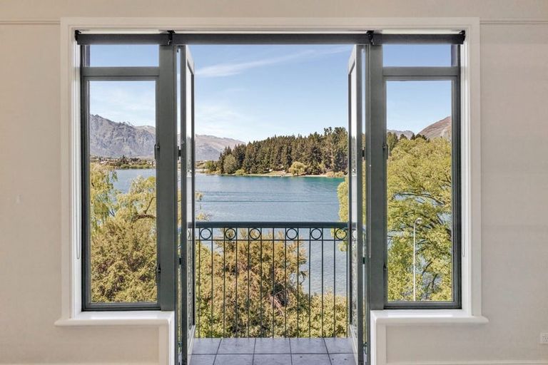 Photo of property in 148 Park Street, Queenstown, 9300