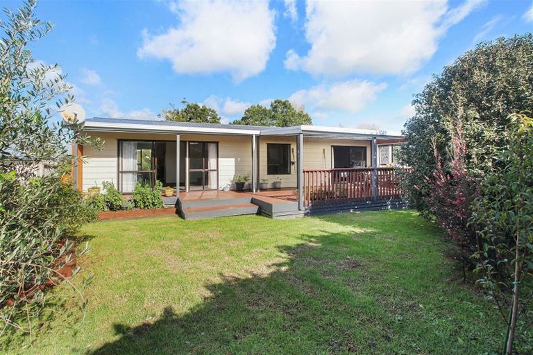 Photo of property in 39 Stevenson Road, Clarks Beach, 2122