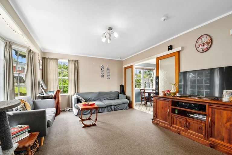 Photo of property in 4 Anich Road, Massey, Auckland, 0614