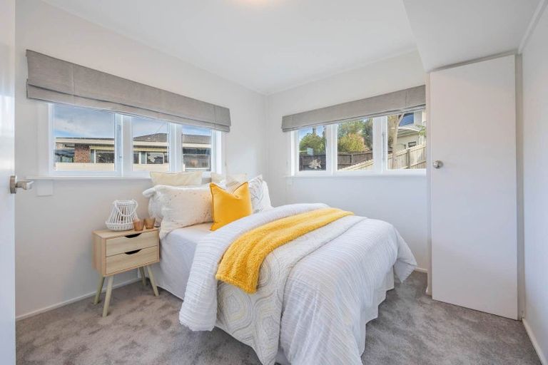 Photo of property in 23 Korotaha Terrace, Rothesay Bay, Auckland, 0630
