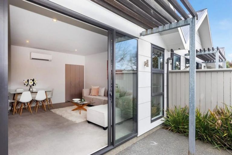Photo of property in 29b Clarence Street South, Addington, Christchurch, 8024