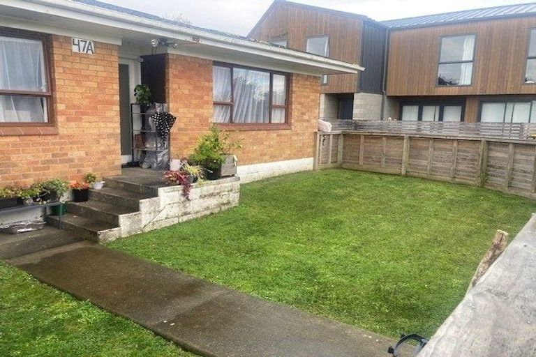 Photo of property in 47a Sherwood Avenue, Te Atatu South, Auckland, 0610