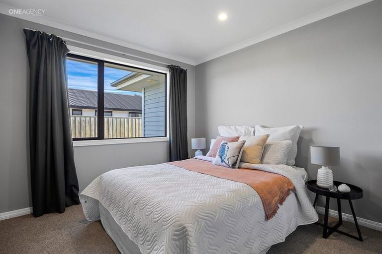 Photo of property in 75 Kippenberger Avenue, Rangiora, 7400