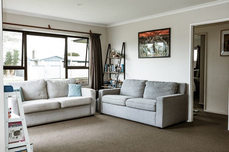 Photo of property in 7 Duckworth Crescent, Greenmeadows, Napier, 4112