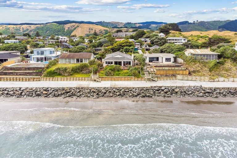 Photo of property in 100 The Esplanade, Raumati South, Paraparaumu, 5032