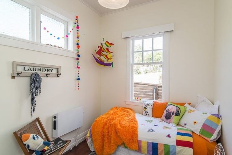 Photo of property in 33 Herald Street, Berhampore, Wellington, 6023