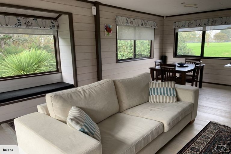 Photo of property in 2/7 Wyman Place, Pakuranga Heights, Auckland, 2010