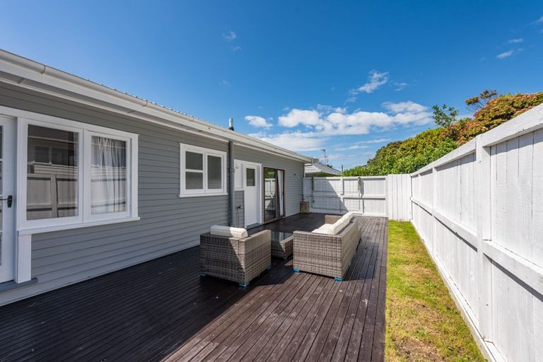 Photo of property in 349 Main Road, Tawa, Wellington, 5028
