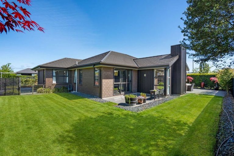 Photo of property in 110 Metehau Street, Marshland, Christchurch, 8083