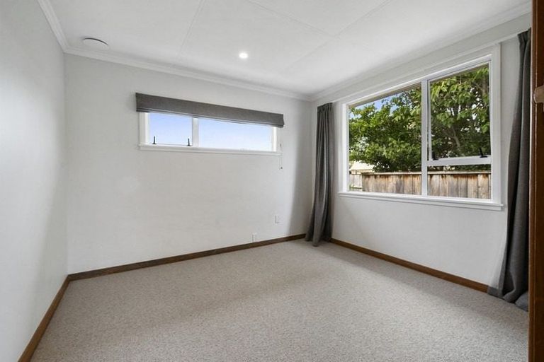 Photo of property in 63 Miro Street, Takaro, Palmerston North, 4410