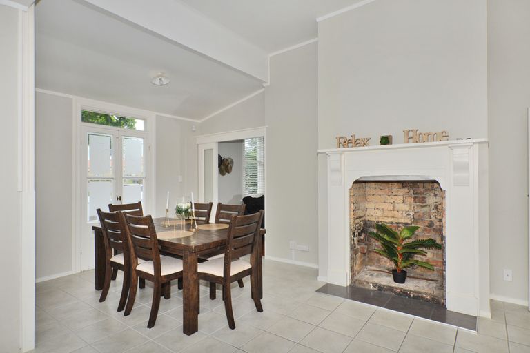 Photo of property in 13 Manse Street, Regent, Whangarei, 0112