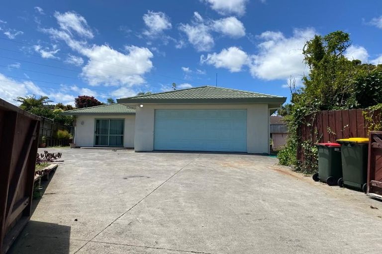Photo of property in 14 Crail Court, Totara Heights, Auckland, 2105