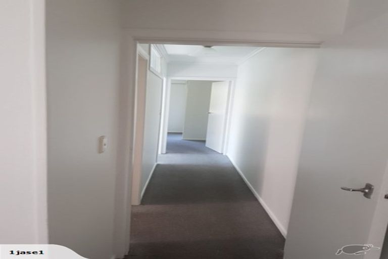 Photo of property in 2/53 Great South Road, Takanini, 2112