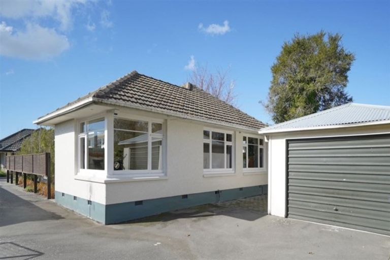 Photo of property in 1/420 Memorial Avenue, Burnside, Christchurch, 8053