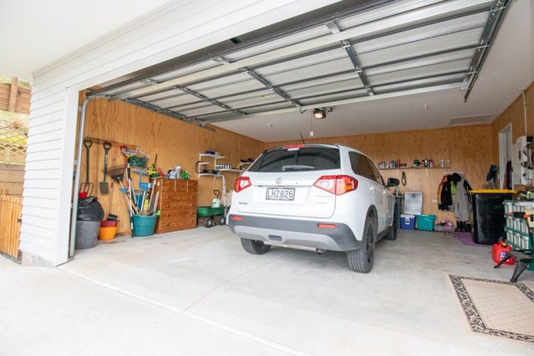 Photo of property in 16 Ohinemuri Place, Paeroa, 3600