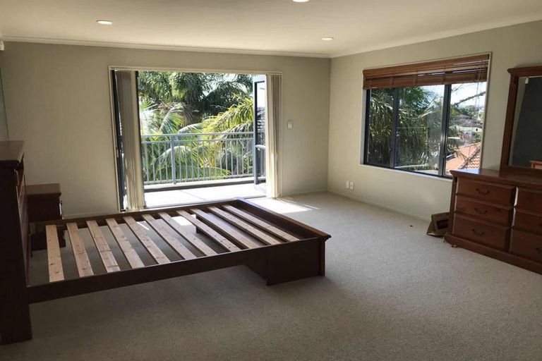 Photo of property in 88b Picasso Drive, West Harbour, Auckland, 0618