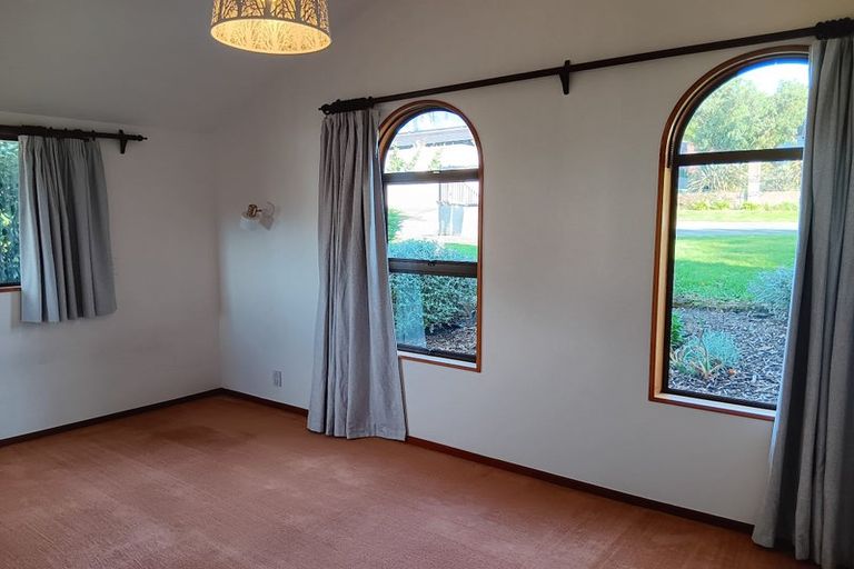 Photo of property in 6 Brigid Place, Mount Pleasant, Christchurch, 8081