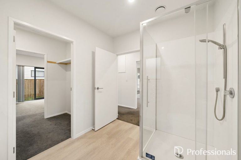 Photo of property in 15a Burden Avenue, Wainuiomata, Lower Hutt, 5014
