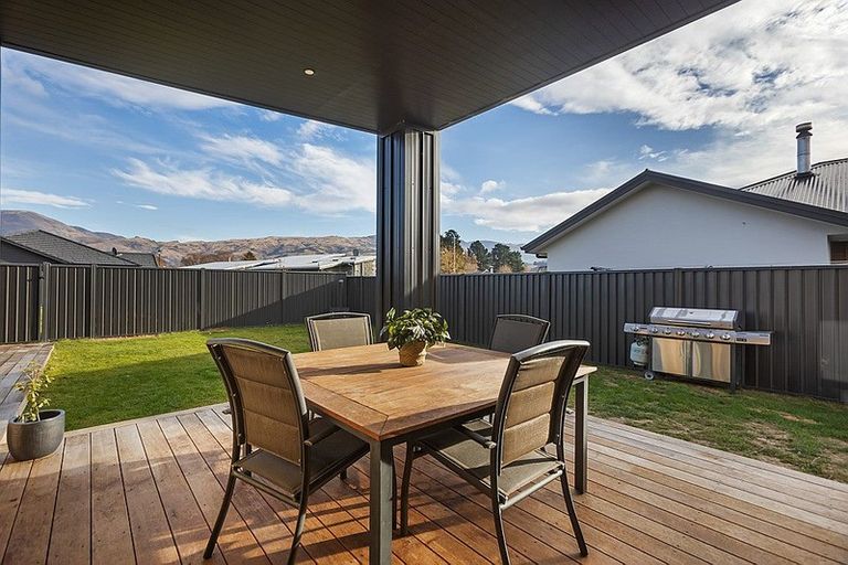 Photo of property in 9 Neason Place, Cromwell, 9310