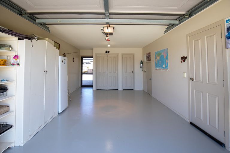 Photo of property in 11 Juniper Close, Alexandra, 9320