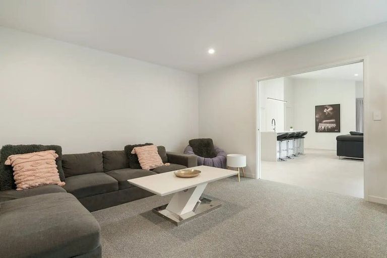 Photo of property in 3 Royal Crescent, Papamoa, 3118