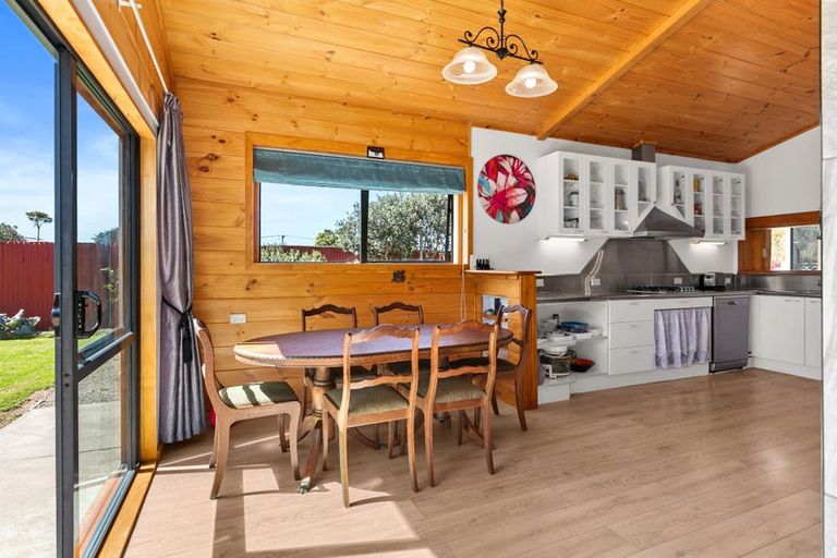 Photo of property in 13a Ross Street, Otane, 4202