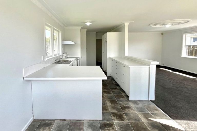 Photo of property in 26 Ronald Place, Manurewa, Auckland, 2102