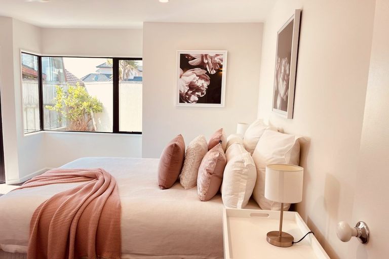 Photo of property in 8 Tombane Terrace, Papakowhai, Porirua, 5024