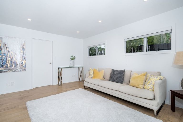 Photo of property in 182 Kauri Road, Whenuapai, Auckland, 0618