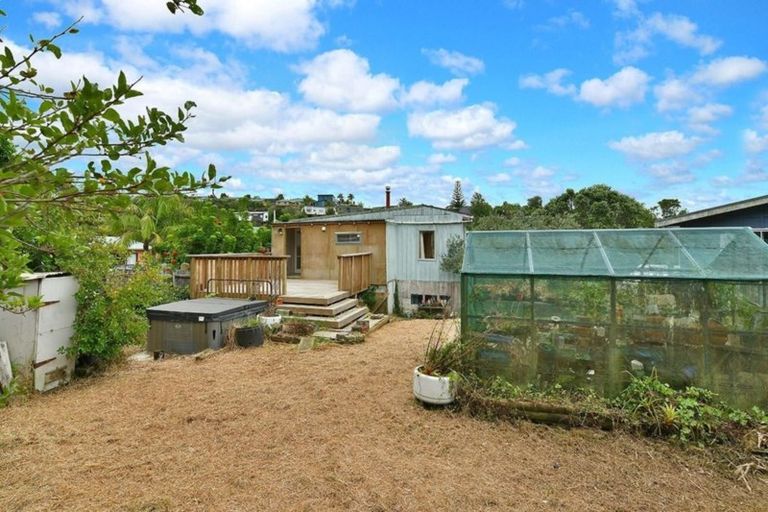 Photo of property in 17 Snapper Road, Stillwater, Silverdale, 0993